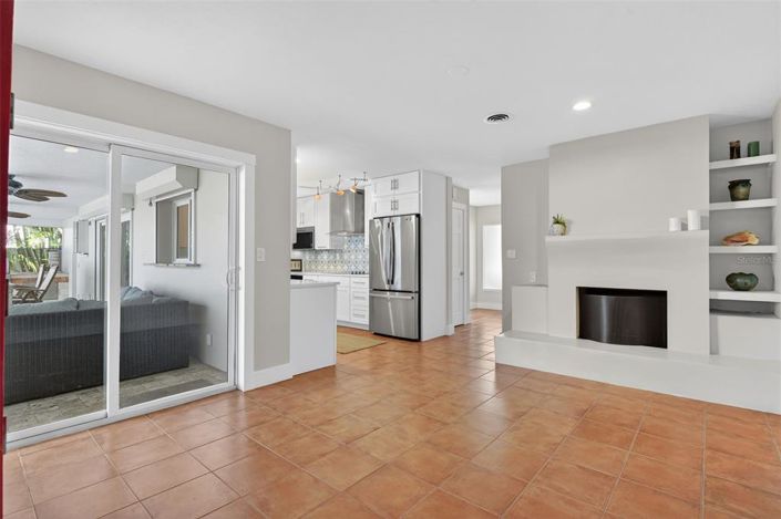 Image No.32-3 Bed Property for sale