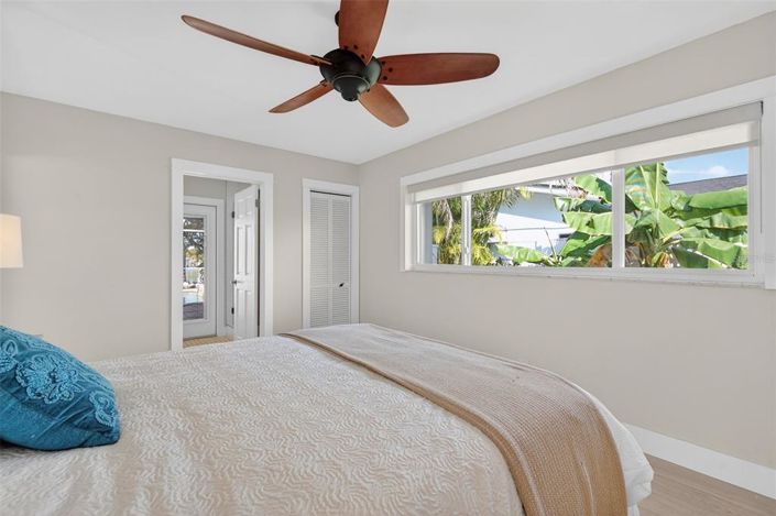 Image No.38-3 Bed Property for sale