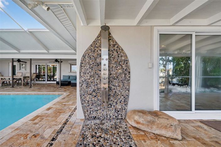 Image No.59-3 Bed Property for sale