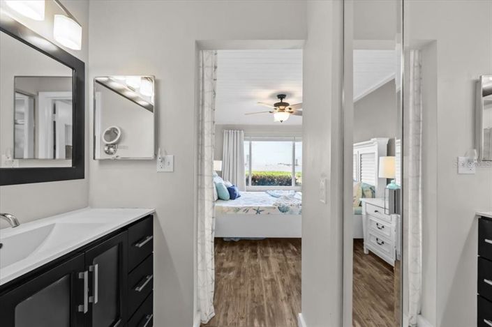 Image No.18-2 Bed Property for sale