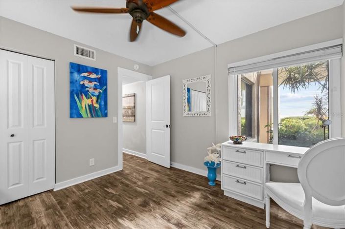 Image No.26-2 Bed Property for sale