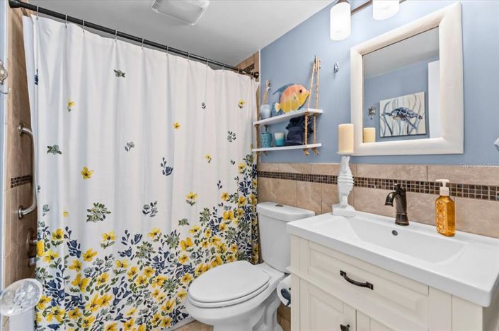 Image No.27-2 Bed Property for sale