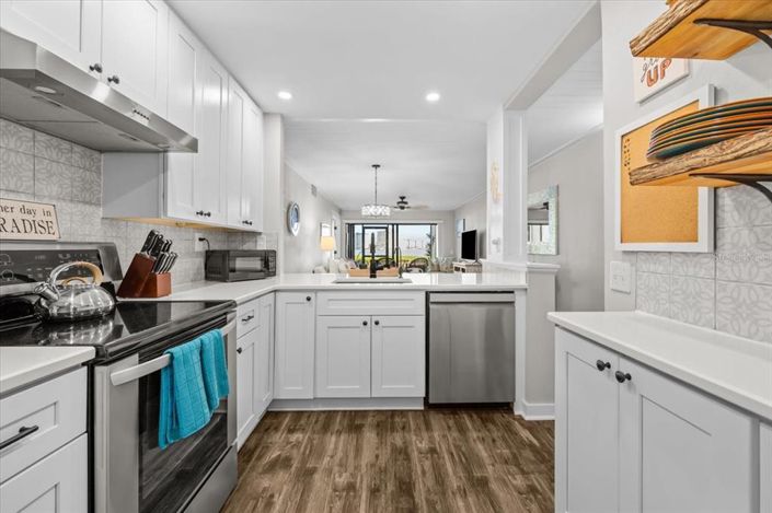 Image No.7-2 Bed Property for sale