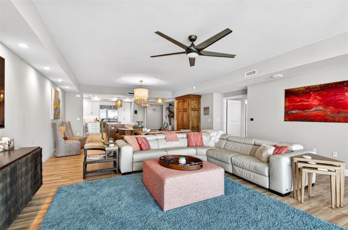 Image No.21-3 Bed Property for sale