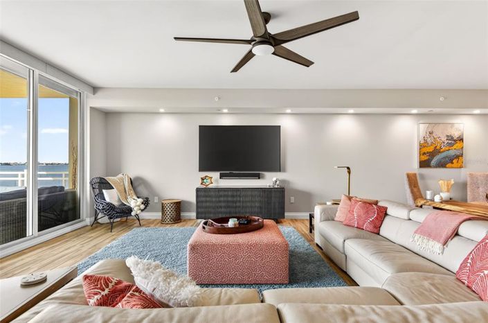 Image No.23-3 Bed Property for sale