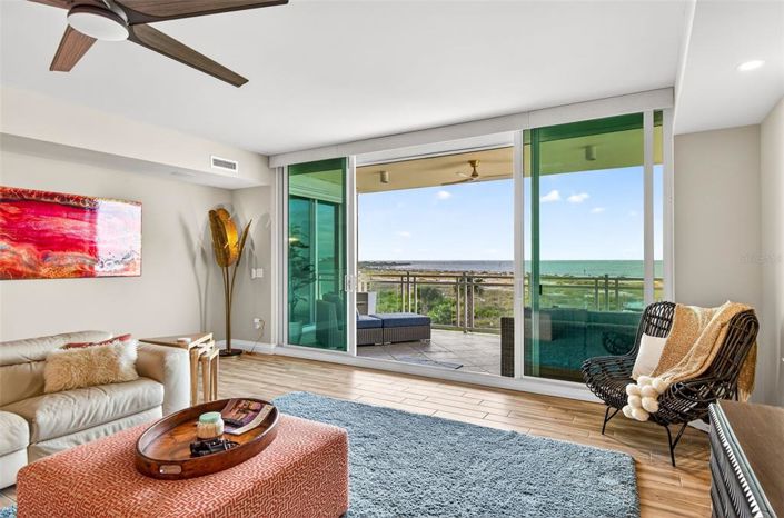 Image No.27-3 Bed Property for sale