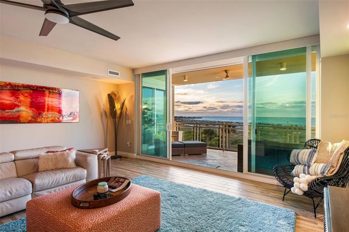 Image No.28-3 Bed Property for sale