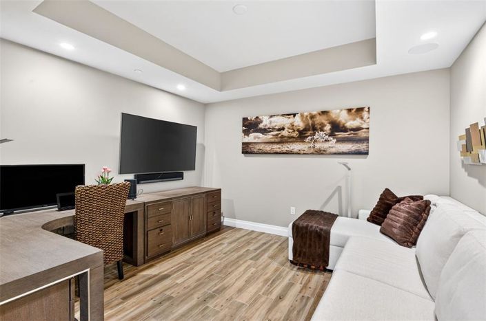 Image No.36-3 Bed Property for sale