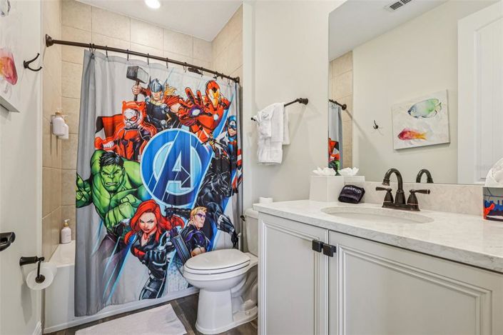 Image No.19-3 Bed Townhouse for sale