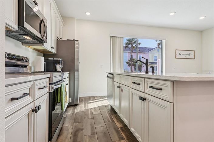 Image No.9-3 Bed Townhouse for sale