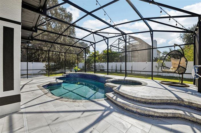 Image No.29-5 Bed Property for sale