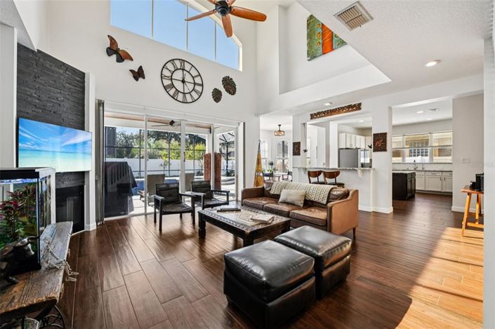 Image No.6-5 Bed Property for sale