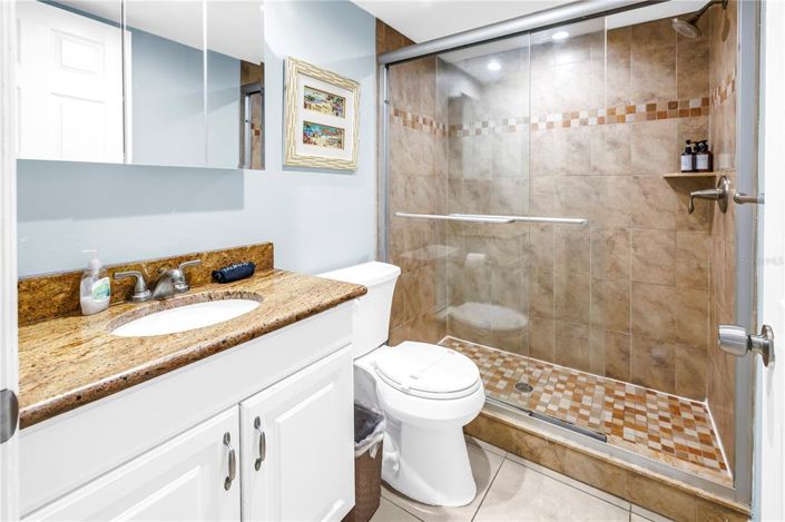 Image No.17-3 Bed Property for sale