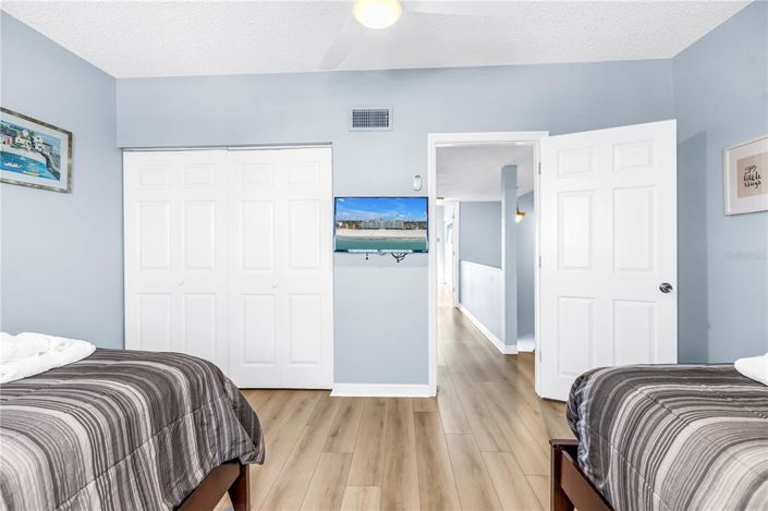 Image No.19-3 Bed Property for sale