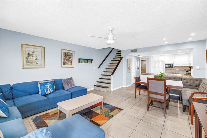 Image No.4-3 Bed Property for sale