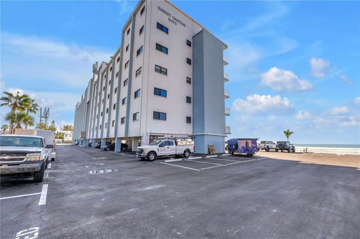 Image No.42-3 Bed Property for sale