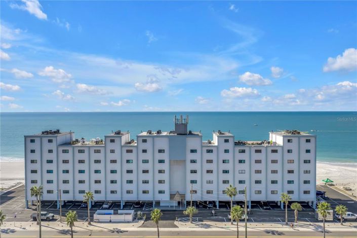 Image No.43-3 Bed Property for sale