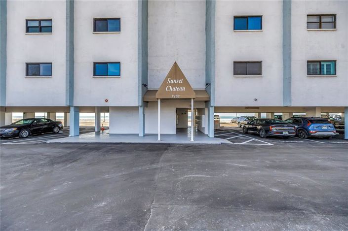 Image No.45-3 Bed Property for sale