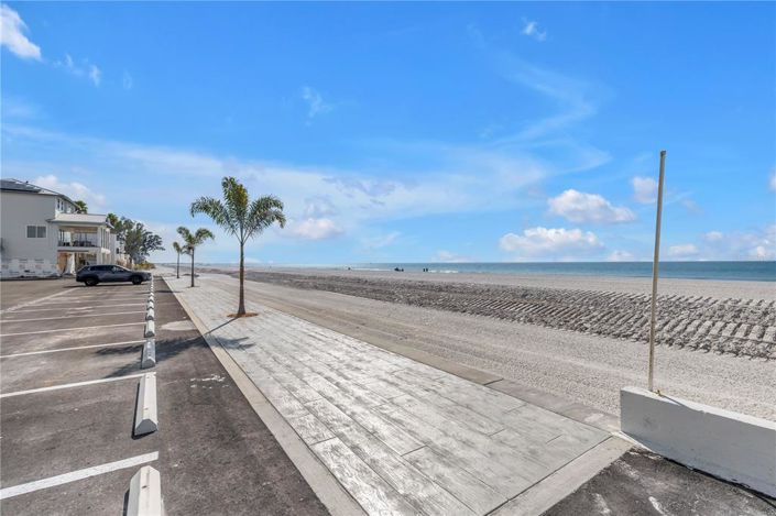 Image No.47-3 Bed Property for sale