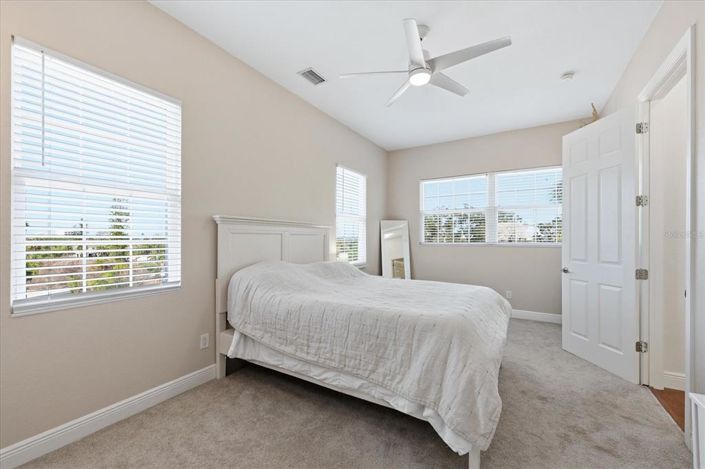 Image No.25-4 Bed Property for sale