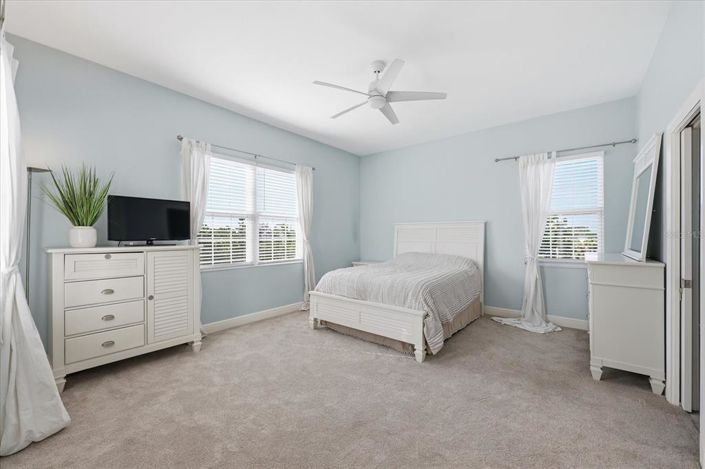 Image No.30-4 Bed Property for sale