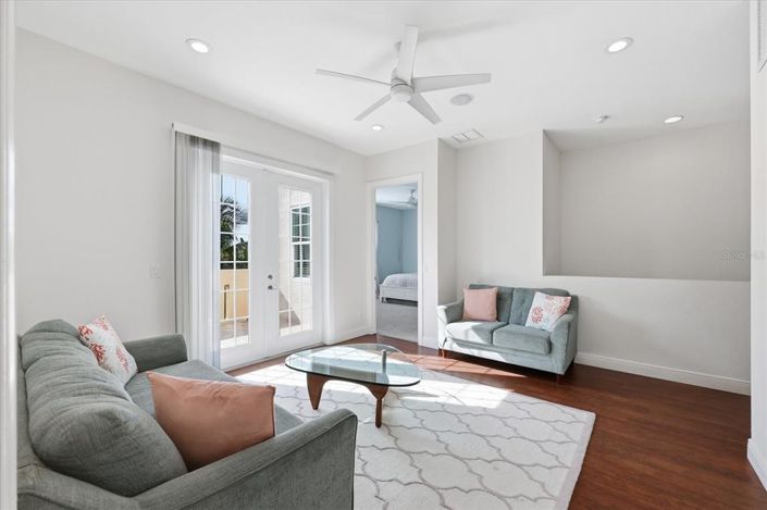 Image No.32-4 Bed Property for sale