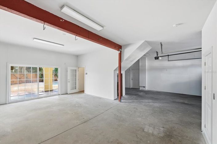 Image No.45-4 Bed Property for sale