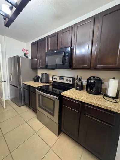 Image No.29-3 Bed Property for sale