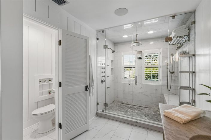 Image No.30-3 Bed Property for sale