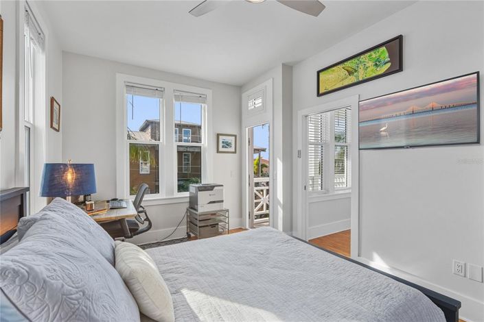 Image No.37-3 Bed Property for sale