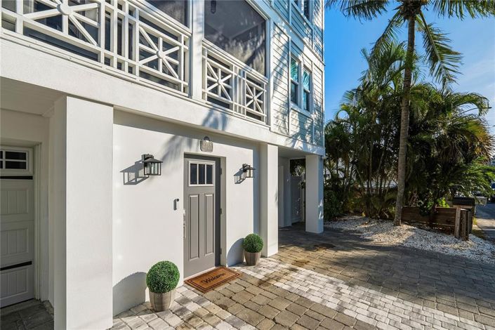 Image No.5-3 Bed Property for sale