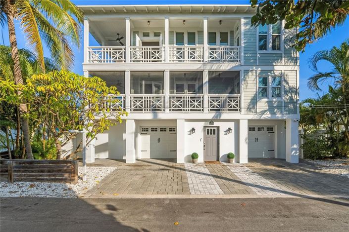 Image No.50-3 Bed Property for sale