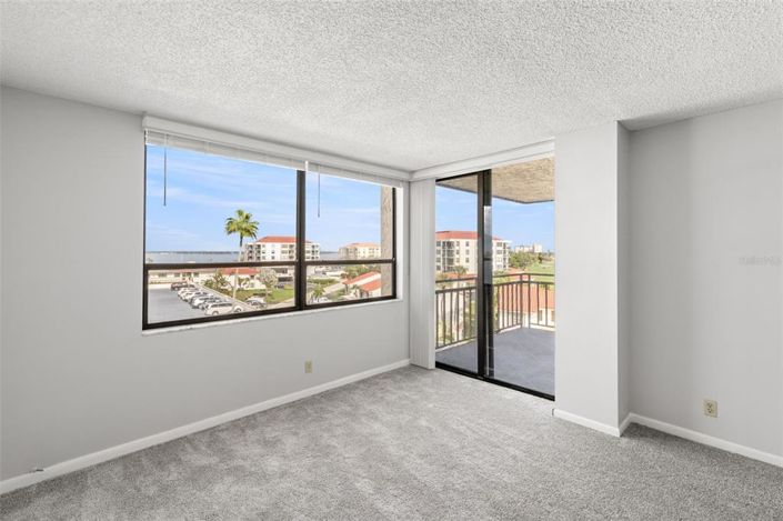 Image No.16-1 Bed Property for sale