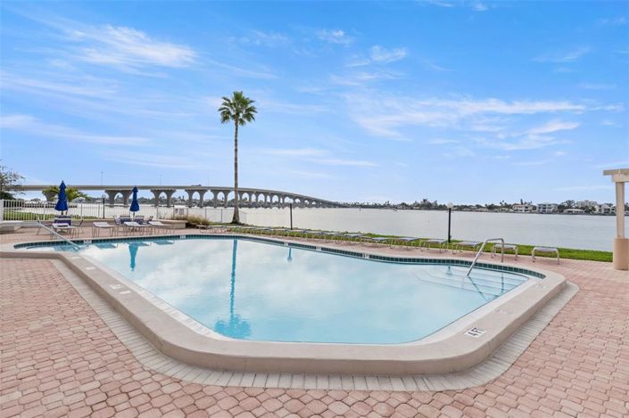 Image No.31-1 Bed Property for sale