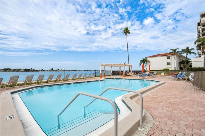 Image No.33-1 Bed Property for sale