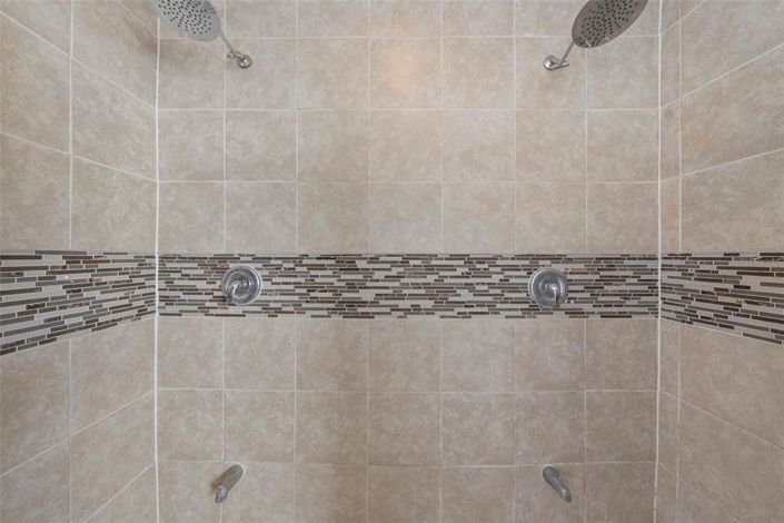 Image No.18-3 Bed Property for sale