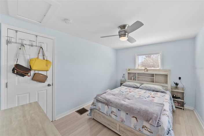 Image No.37-3 Bed Property for sale