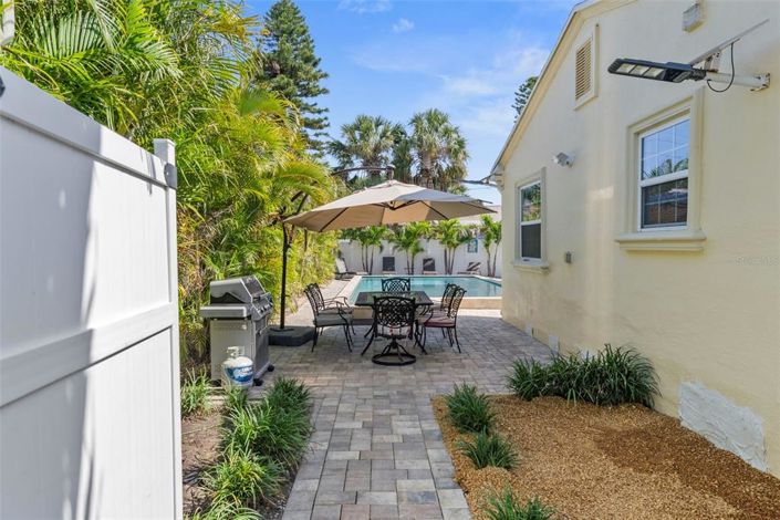 Image No.44-3 Bed Property for sale