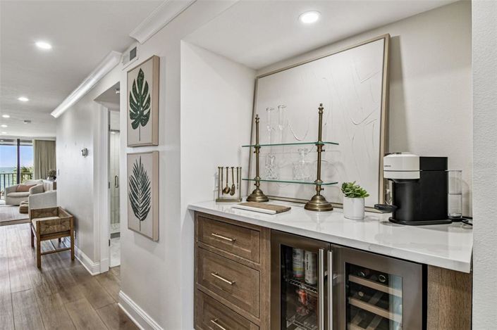 Image No.12-2 Bed Property for sale