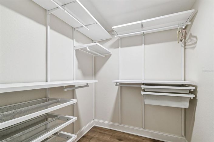 Image No.22-2 Bed Property for sale