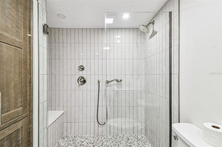 Image No.24-2 Bed Property for sale