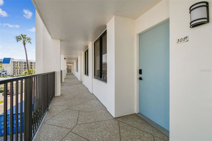 Image No.3-2 Bed Property for sale