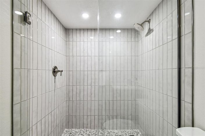 Image No.31-2 Bed Property for sale