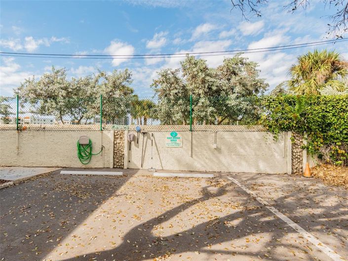 Image No.38-2 Bed Property for sale