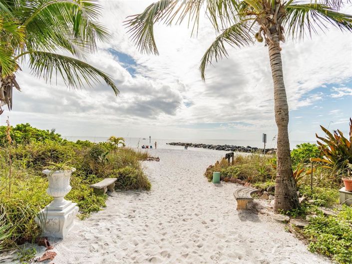 Image No.48-2 Bed Property for sale