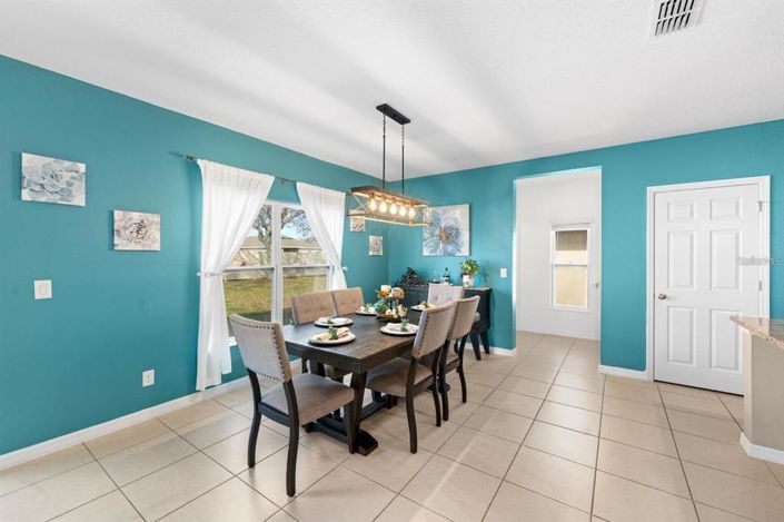 Image No.10-5 Bed Property for sale