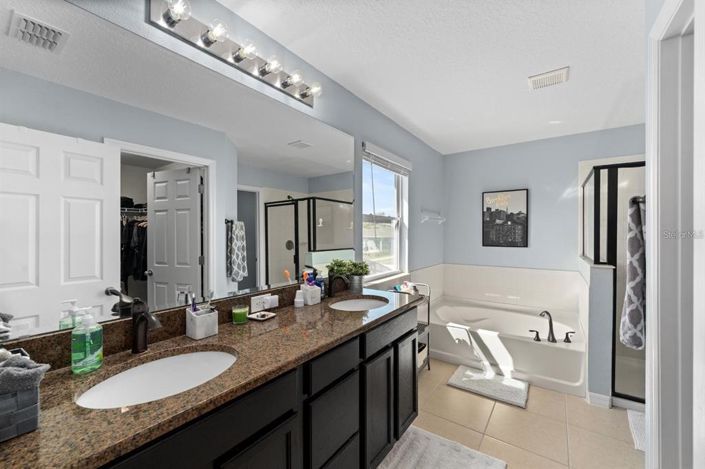 Image No.13-5 Bed Property for sale