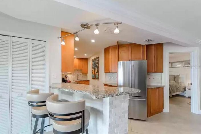 Image No.13-2 Bed Property for sale