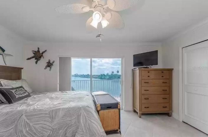 Image No.16-2 Bed Property for sale