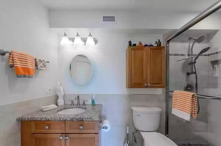 Image No.18-2 Bed Property for sale